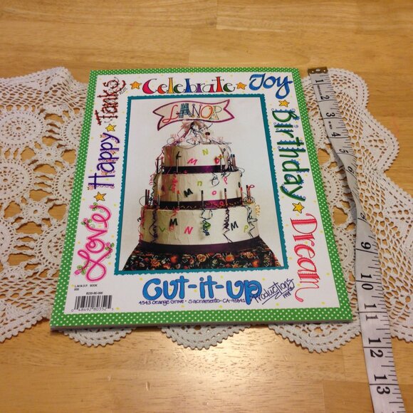 Art and Drawing Book - LMNOP more creative lettering - Picture 2 of 5